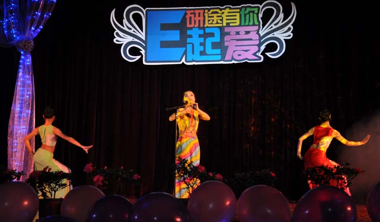 台湾av
