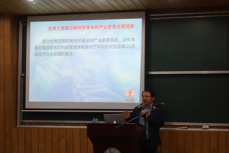 台湾av