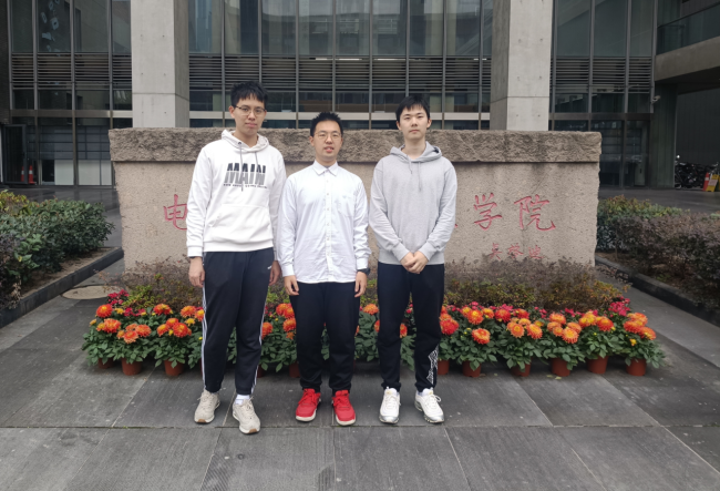 台湾av