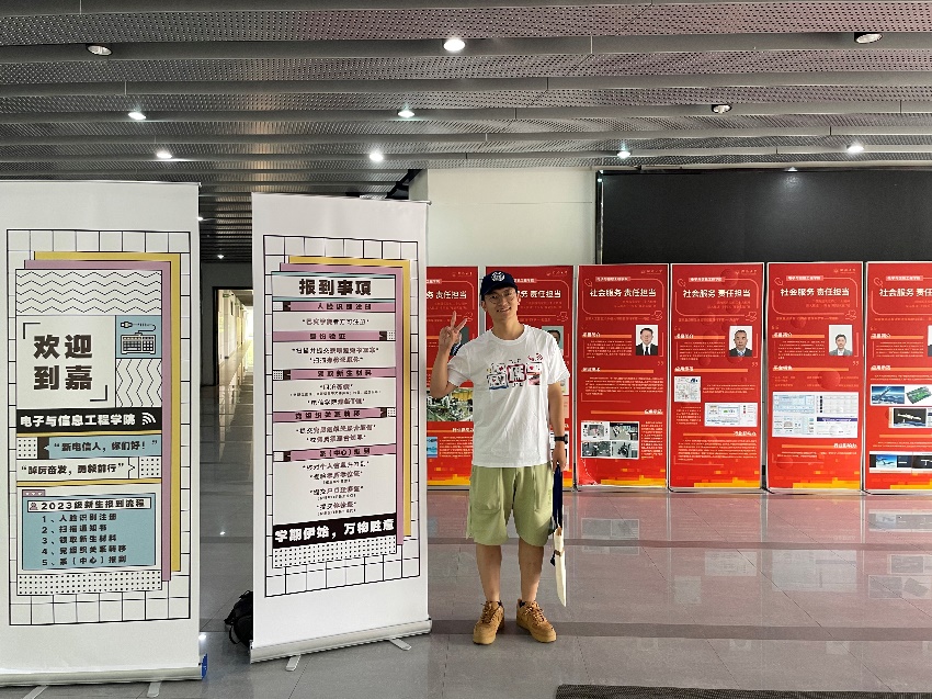 台湾av