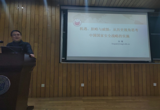 台湾av