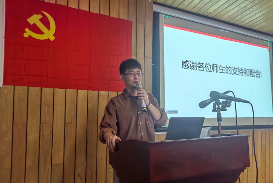 台湾av