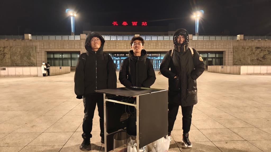 台湾av